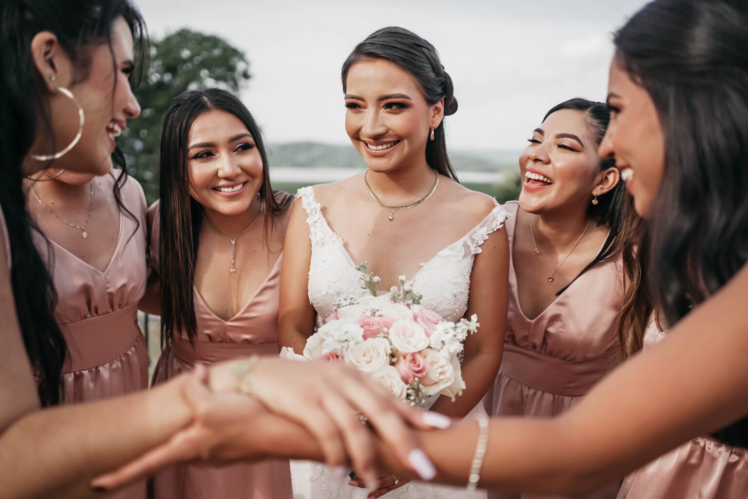 Madrinha de casamento Entenda a importância da madrinha para a noiva